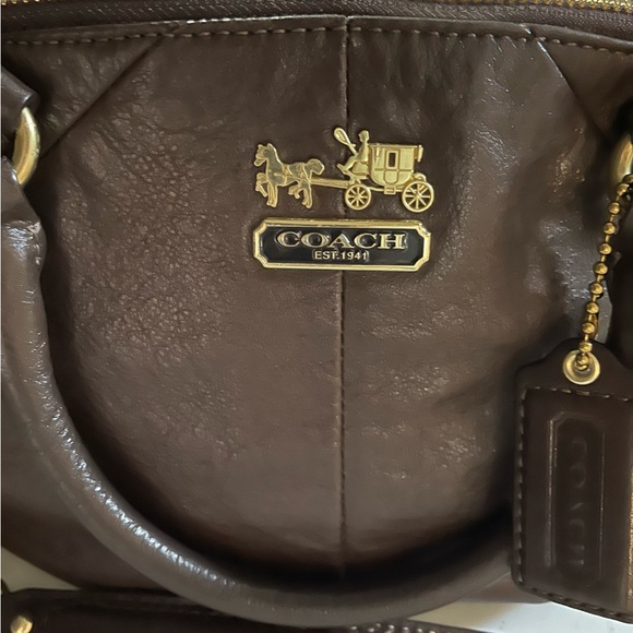 Ladies Brown Coach Bag - Picture 5 of 10
